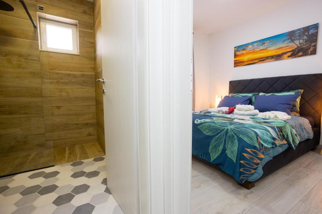 Luxury Apartments Love Kaštela Buitenkant foto
